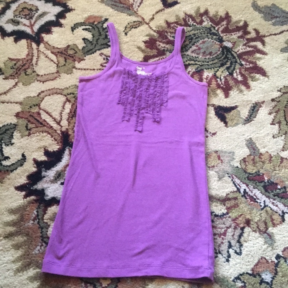 Gap purple tank top with ruffles